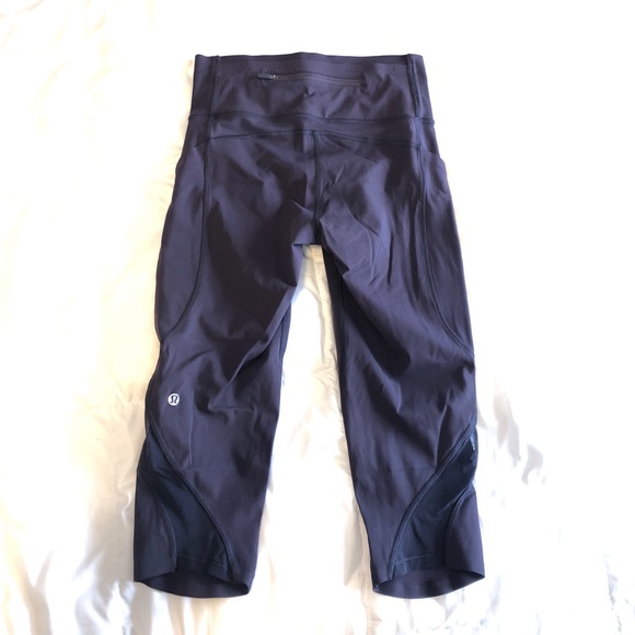 Lulu lemon crop leggings - Picture 2 of 6